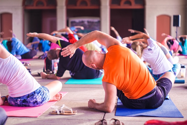 Kontakt yoga
